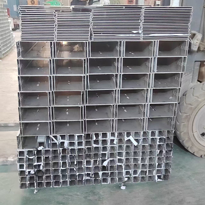 Wall Mounted Overhead Galvanised SS Cable Tray 75mm 100mm 600mm