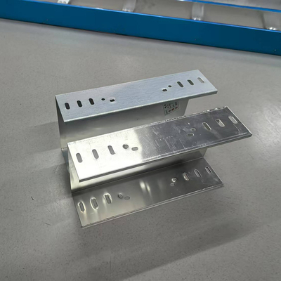 Ventilated Electromagnetic Pre Galvanised Cable Tray 4 Inch Customized