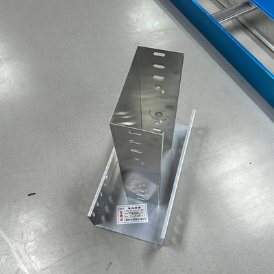 Horizontal Anodizing Aluminum Cable Trunking Tray With Wall Mounted OEM