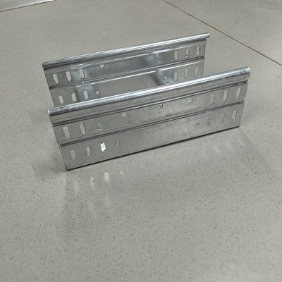 Movable Gantry Cable Ladder Raceway Tray Systems Solid Bottom
