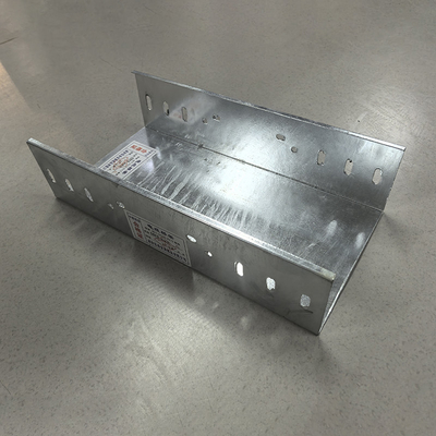 Non Flammable Galvanized Perforated Cable Ladder Raceway Tray Medium Voltage