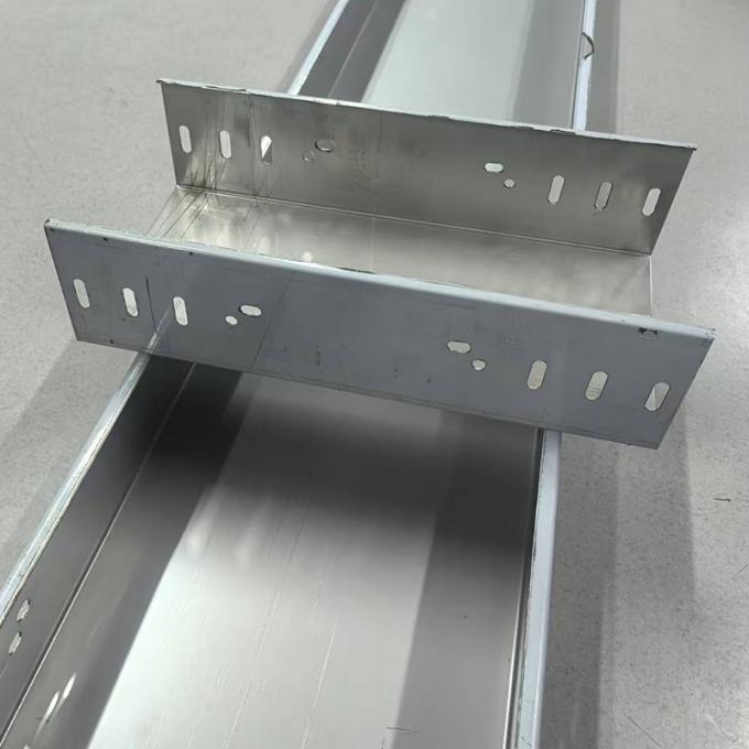 Vertical Electrical Cable Tray And Trunking Raceway Ladder 6 Inch